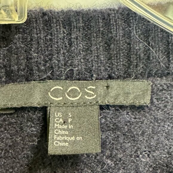 COS Alpaca Wool Back Pleat Cardigan Sweater Knit Button Cozy Minimalist Navy S - Picture 8 of 15